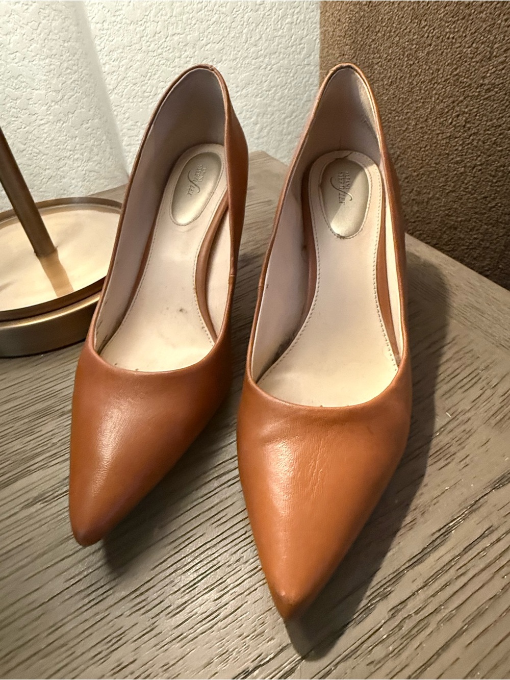 Alfani flex Women's Pointed-Toe Pumps in Cognac